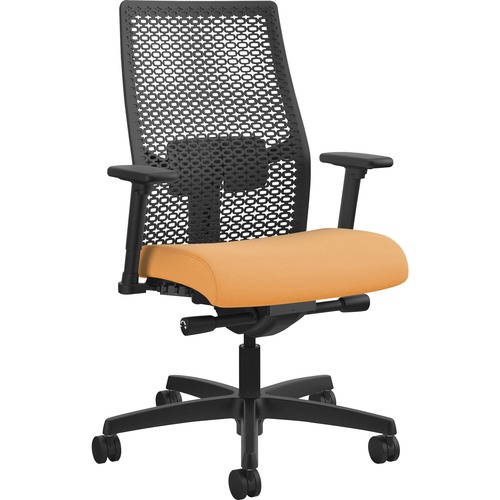 CHAIR,RACTBK,ADJARM,APRICOT